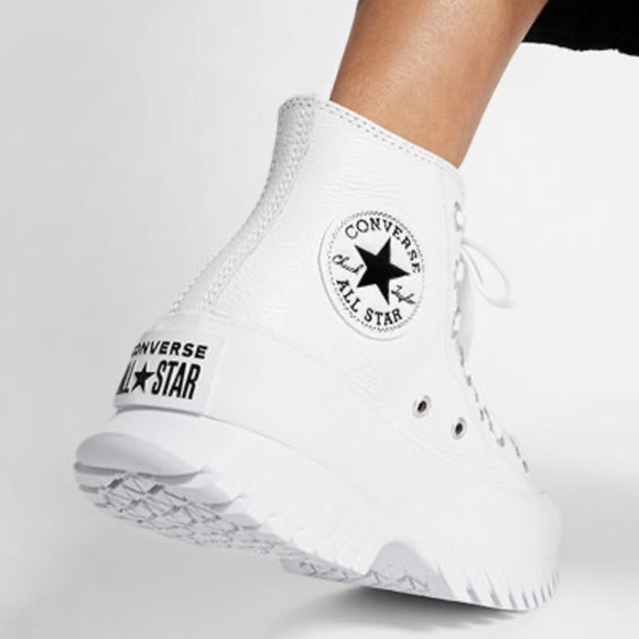 Converse White Genuine Leather Chuck Taylor All Star Lugged 2.0 - Picture 2 of 8